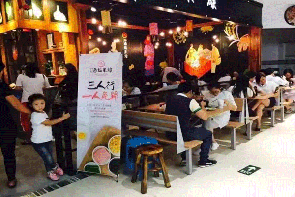 剖析十秒到过桥米线加盟店赚钱的经营之道