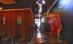 小小米线店为何日营业额破万，羡煞隔壁同行？