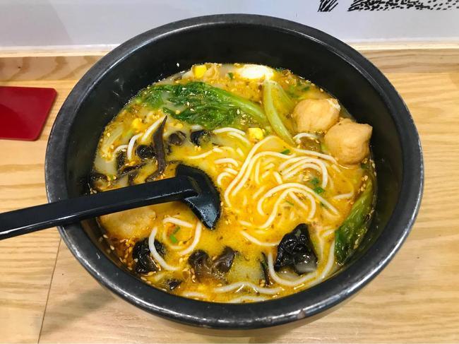 乡镇十秒到云南米线可以加盟吗？如何开好一家米线店？